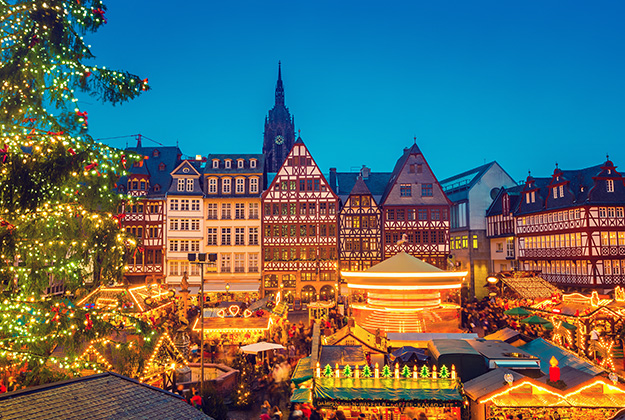 Voel de kerstsfeer! Bezoek de kerstmarkt van Frankfurt am Main, de stad met meerdere gezichten. Of bezoek de kerstmarkt van Mainz met haar traditionele uitstraling.