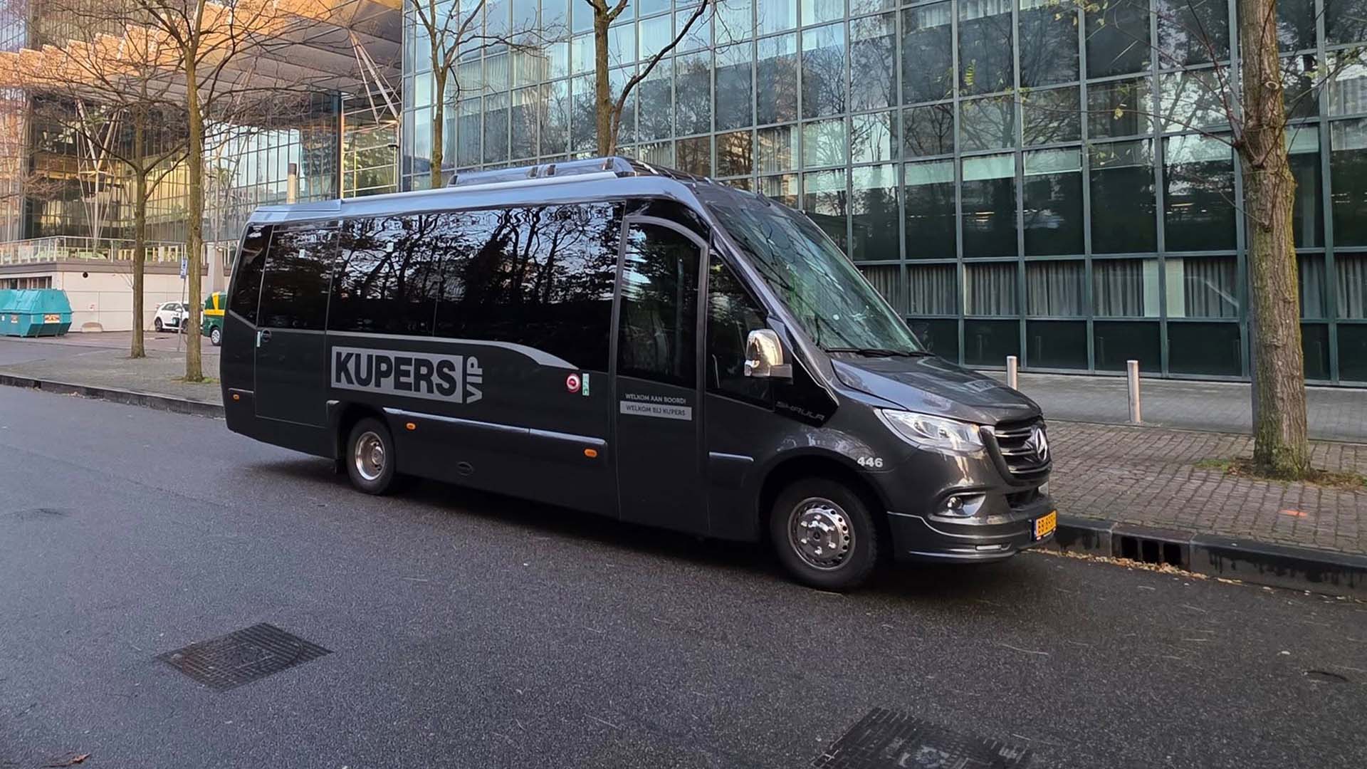 VIP Midibus
